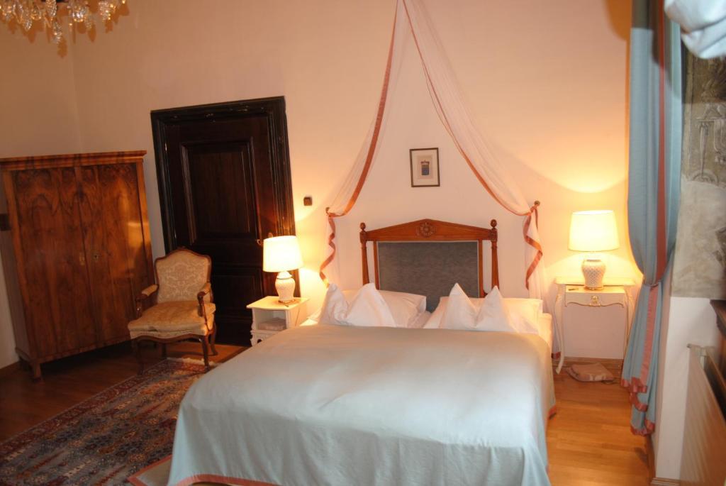 Schlosshotel Obermayerhofen Sebersdorf Δωμάτιο φωτογραφία