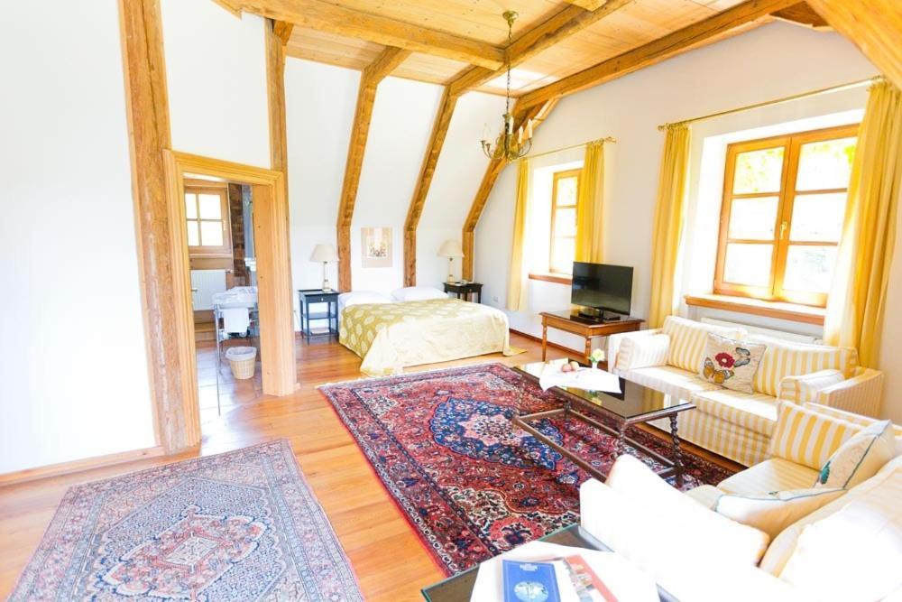Schlosshotel Obermayerhofen Sebersdorf Δωμάτιο φωτογραφία