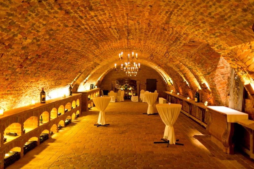 Schlosshotel Obermayerhofen Sebersdorf Εξωτερικό φωτογραφία
